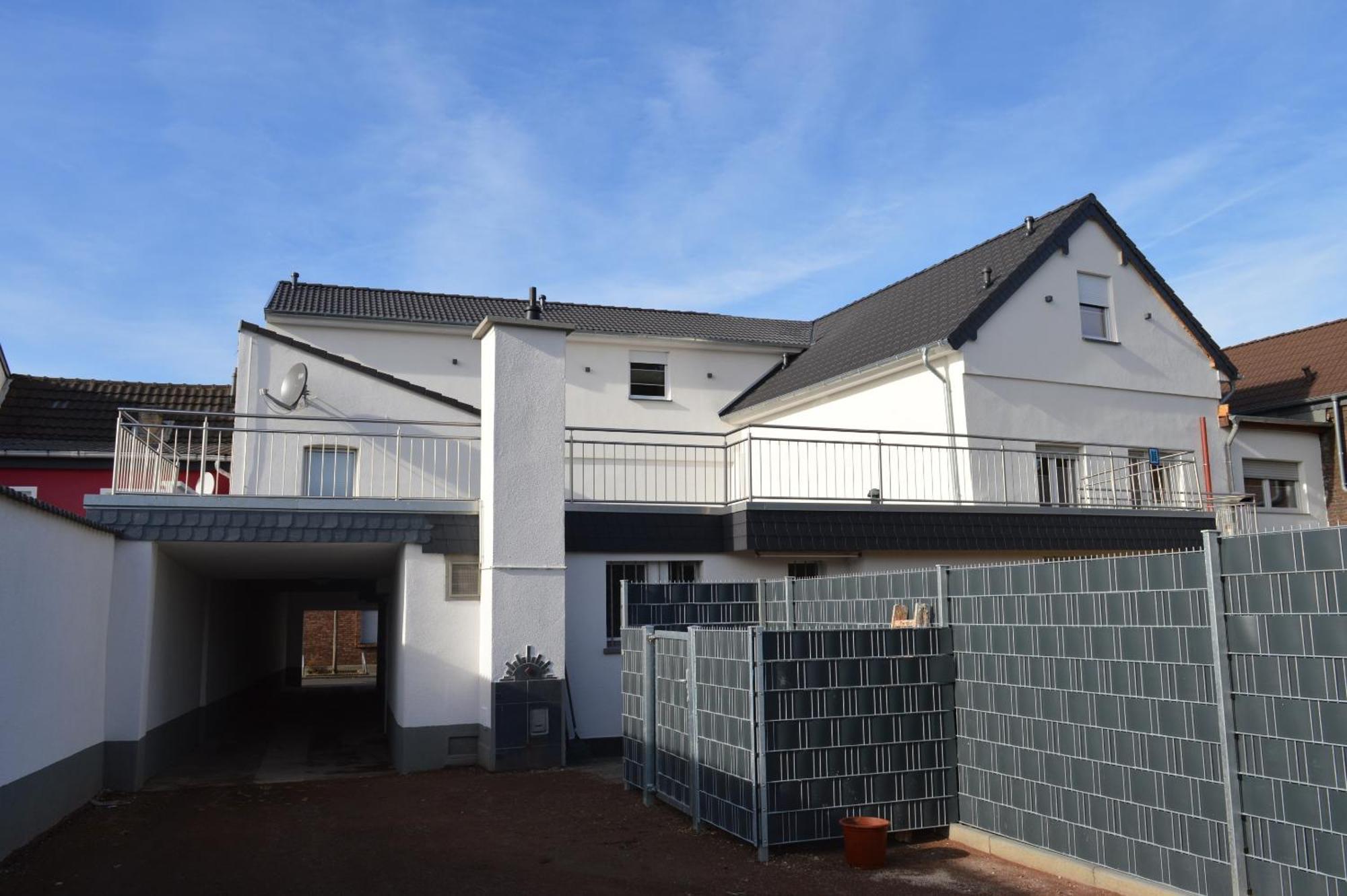 Pension Zur Traube Bergheim  Exterior photo
