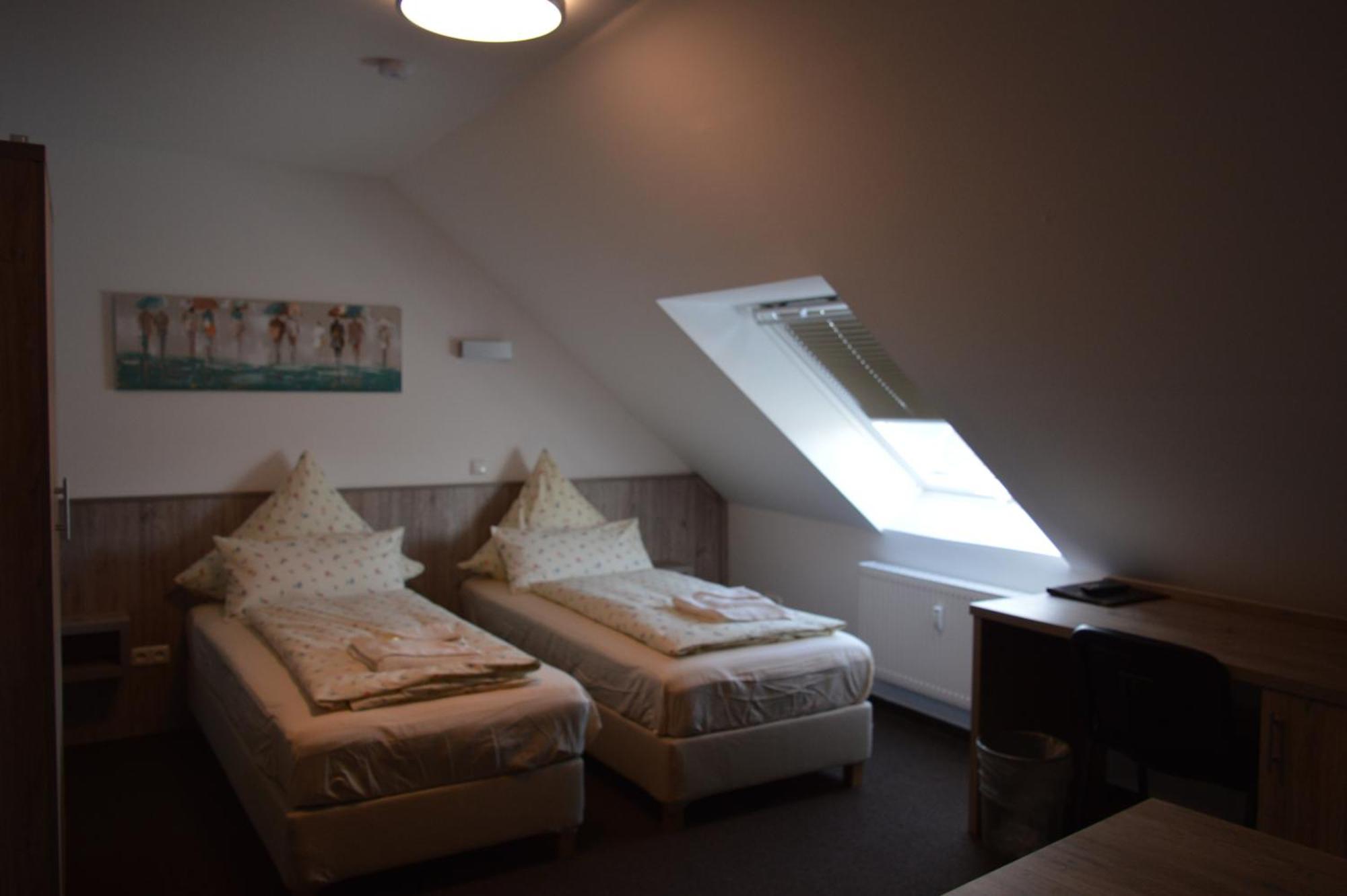 Pension Zur Traube Bergheim  Room photo