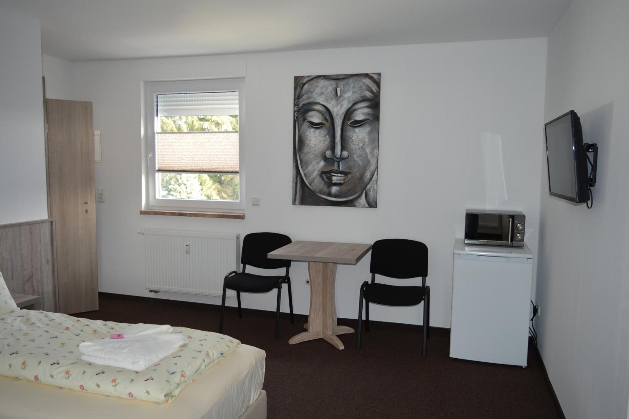 Pension Zur Traube Bergheim  Room photo